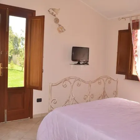 Villa Agriturismo S'Aranada Marrùbiu Exterior foto