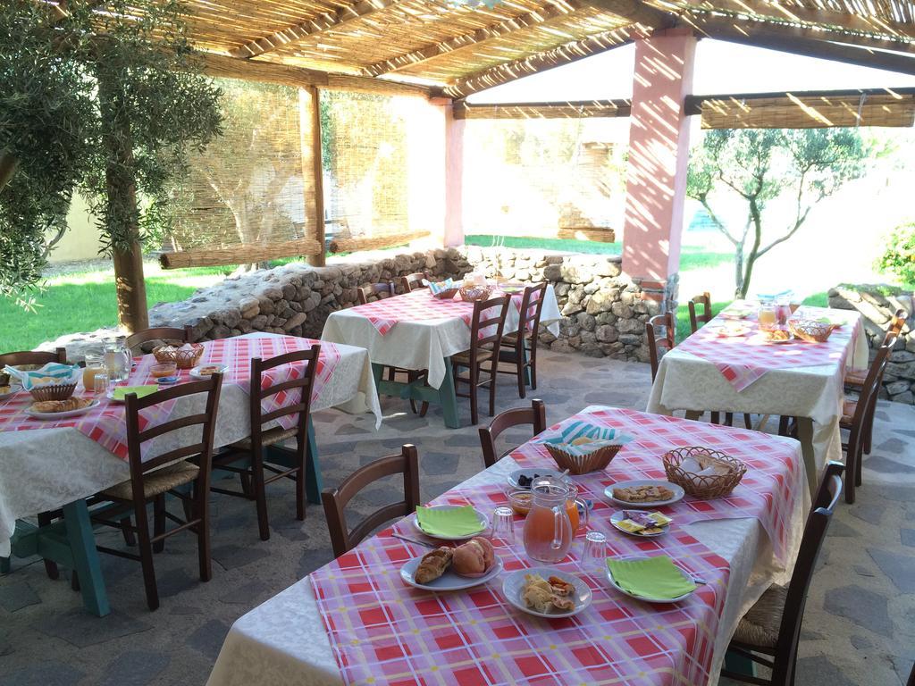 Agriturismo S'aranada Bauernhof *